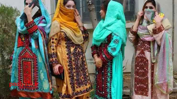 فرصتهای درآمدزایی از گردشگری، بومگردی، خیاطی و دوخت لباسهای محلی در سیستان و بلوچستان